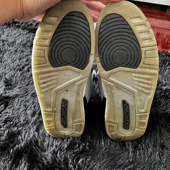 Men’s retro Jordan 3’s Wolf Grey size 8.5 - Picture 2 of 7